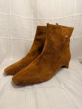 NWT Franco Sarto Luella Brown Suede Boots 8